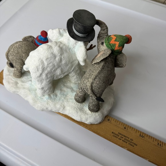 TUSKERS Building a Snow-ele Elephants Winter Figurine 2008 Christmas‎